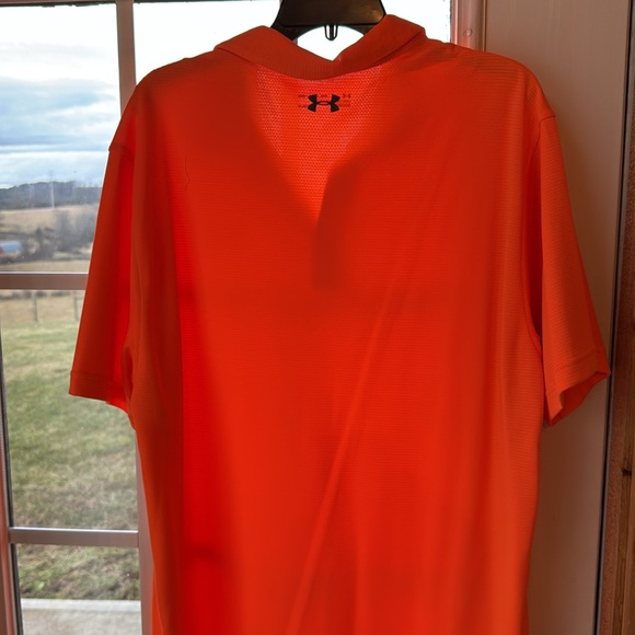 Orange polo, like new - Picture 3 of 3